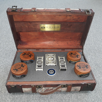 DEAR BARBER Großer Geschenkkoffer